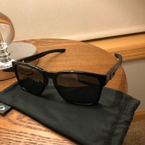 Oakley Catalyst Sunglasses